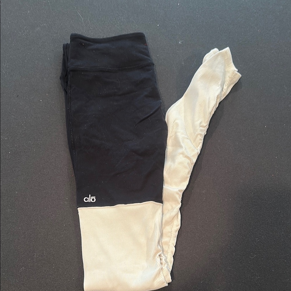 ALO Yoga Kids Black and Cream Leggings